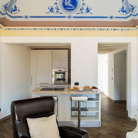 Casa Castellino - By Lovecomo * 梅纳焦